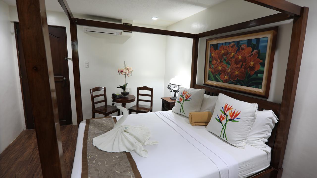 Luljetta'S Place Garden Suites Antipolo Eksteriør billede